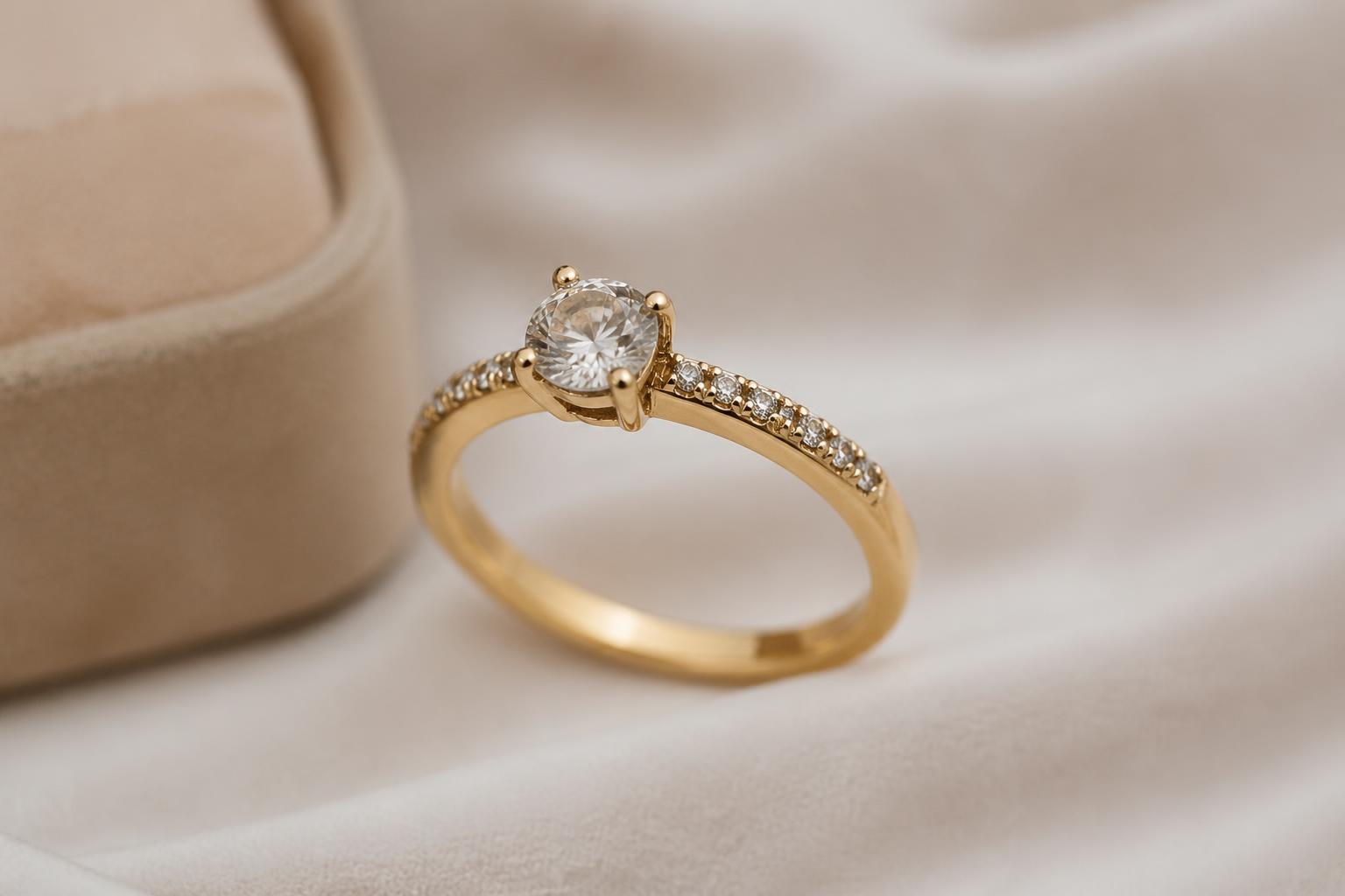 découvrez l'expertise d'un joaillier sur mesure à paris, qui crée des bijoux uniques reflétant votre style et votre personnalité.