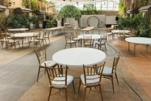 Comment organiser la location de mobilier pour vos événements